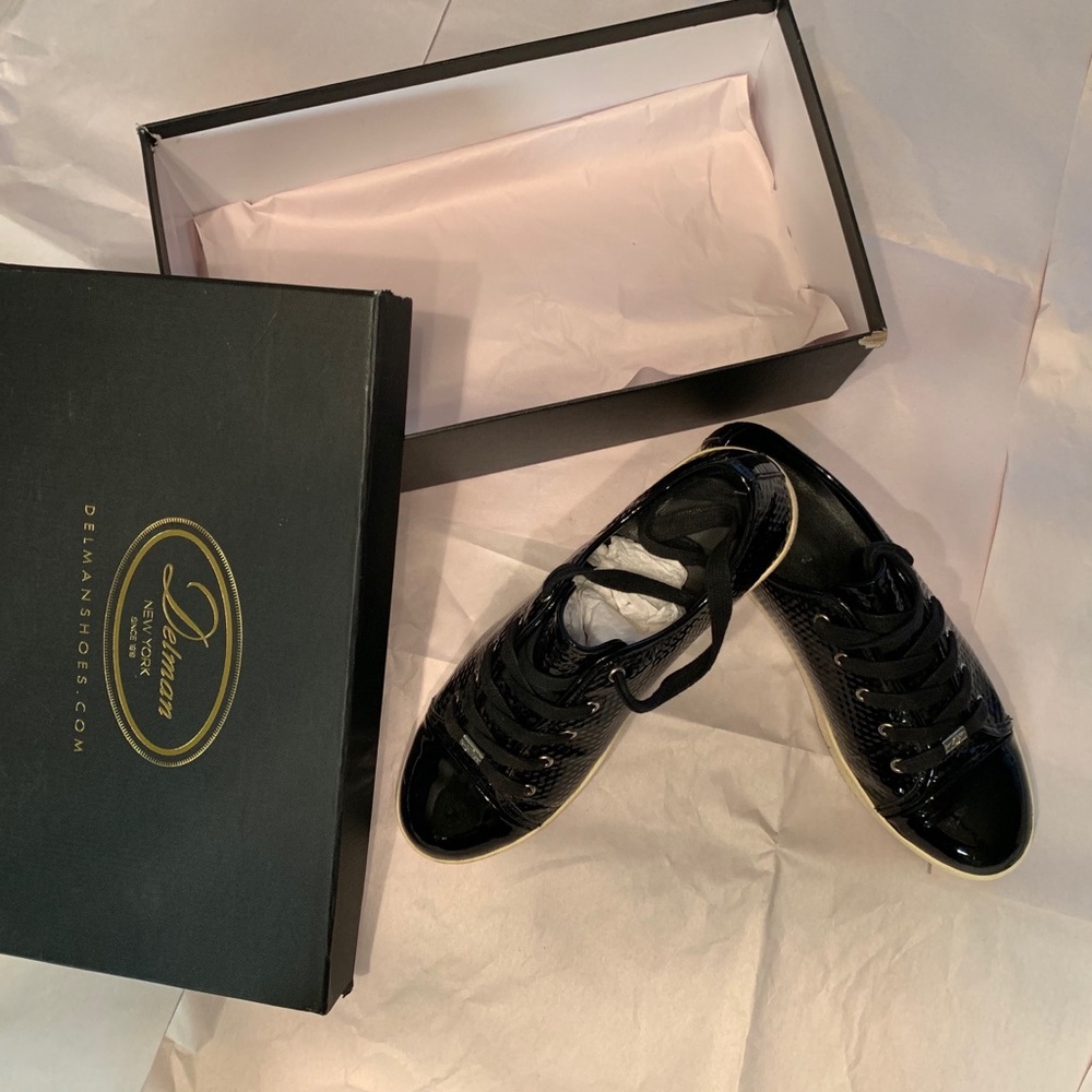 “Delman ” Patent leather sneakers